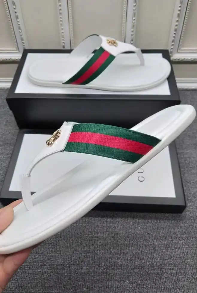 hype Gucci Slippers