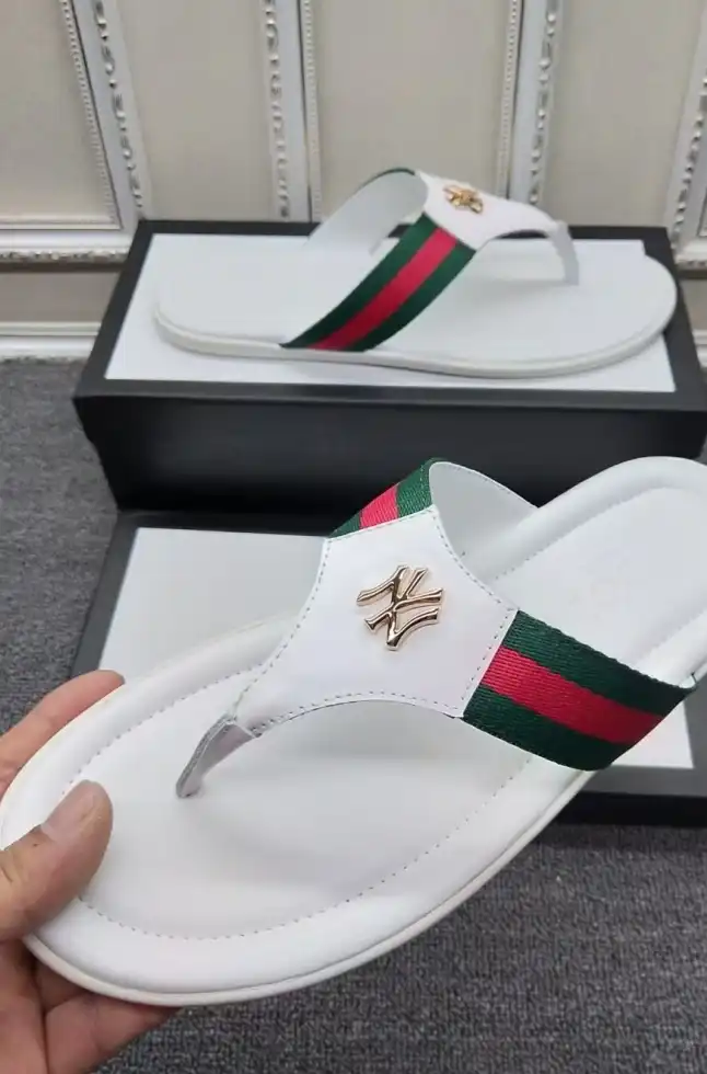 hype Gucci Slippers