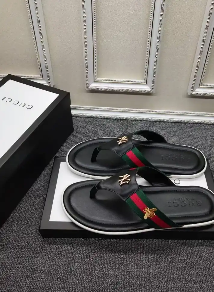 hype Gucci Slippers