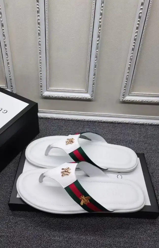 hype Gucci Slippers