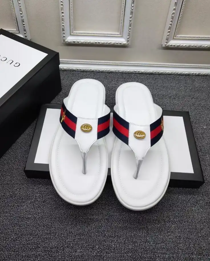 hype Gucci Slippers