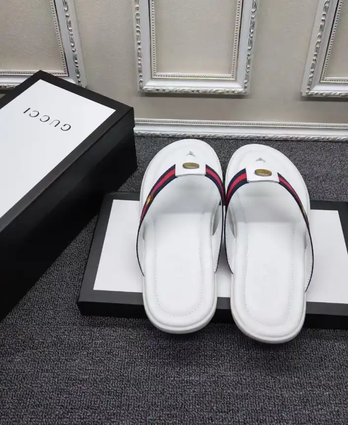 hype Gucci Slippers