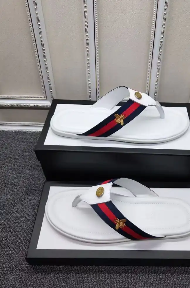 hype Gucci Slippers