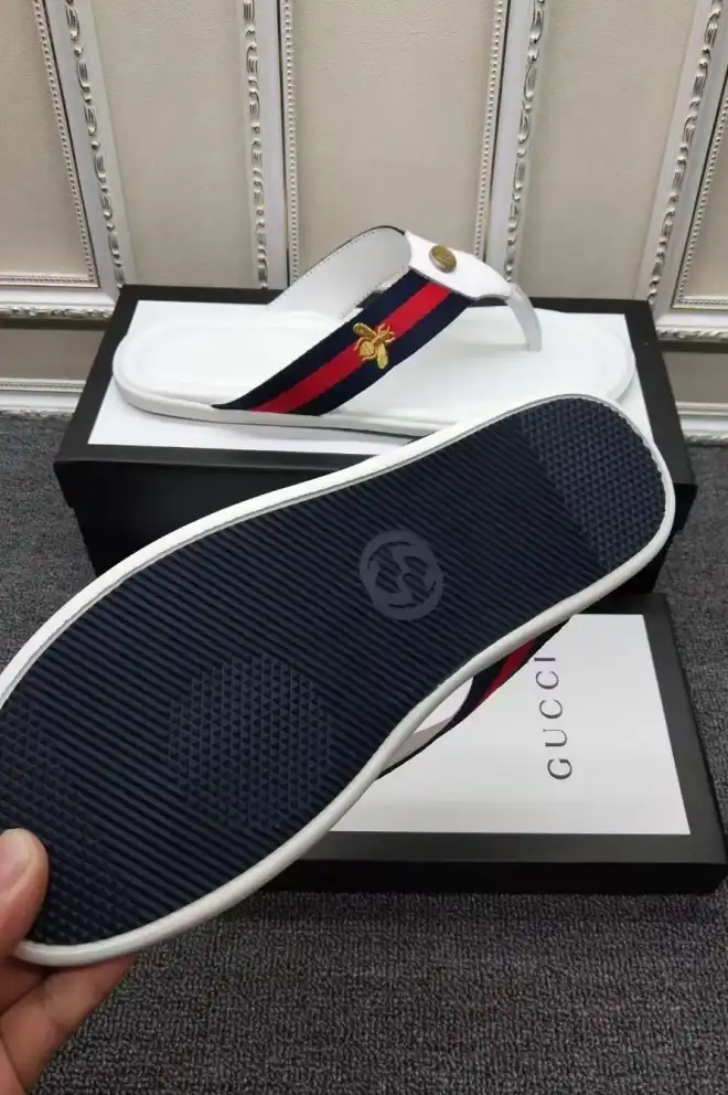 hype Gucci Slippers