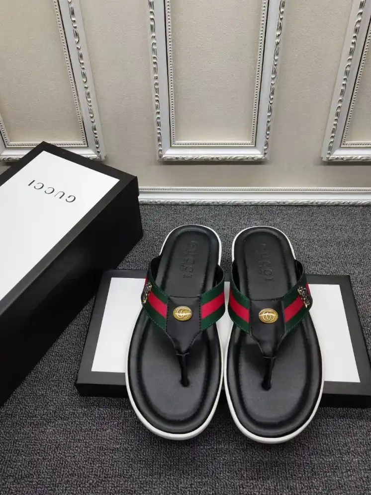 hype Gucci Slippers