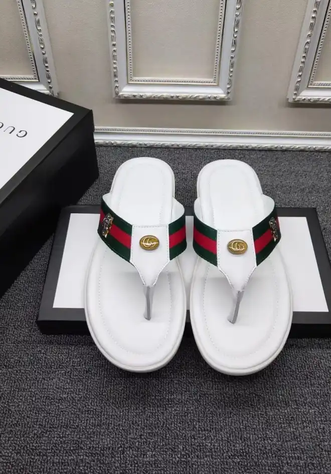 hype Gucci Slippers