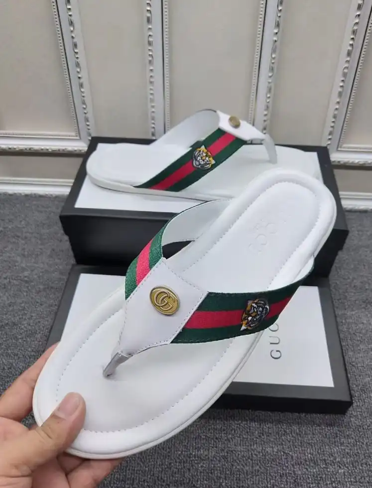 hype Gucci Slippers