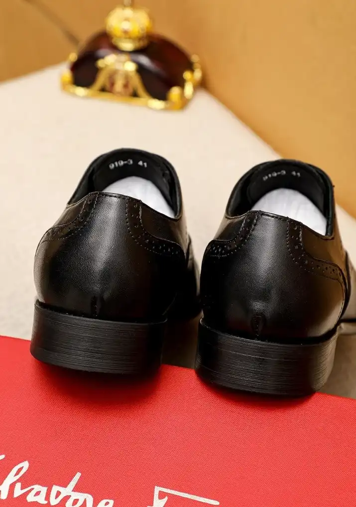 hype Ferragamo Leather Shoes