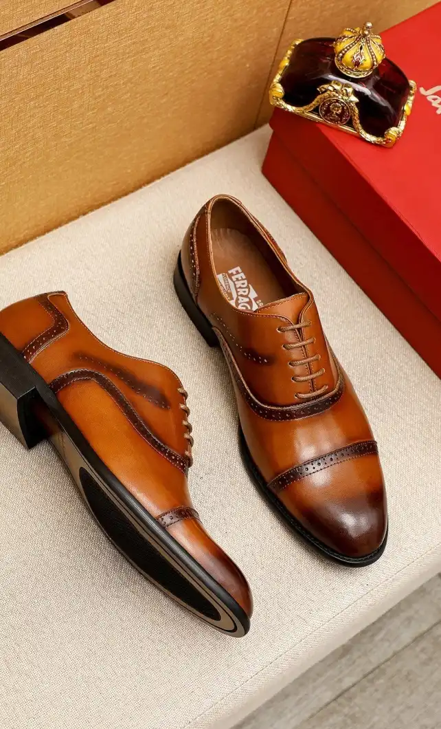 hype Ferragamo Leather Shoes