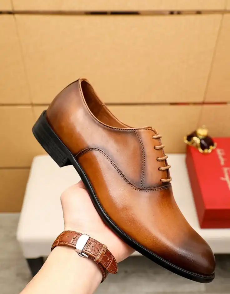 hype Ferragamo Leather Shoes