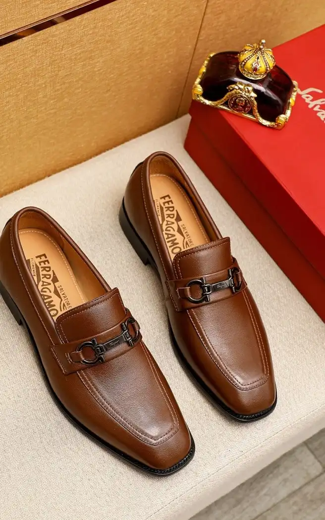 hype Ferragamo Leather Shoes