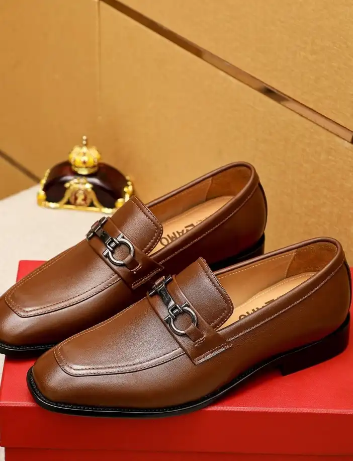 hype Ferragamo Leather Shoes