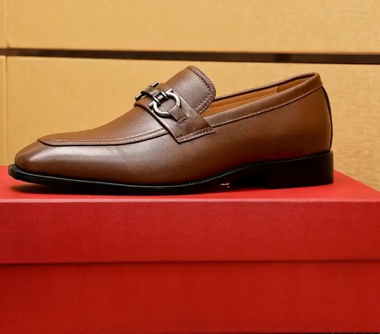 hype Ferragamo Leather Shoes