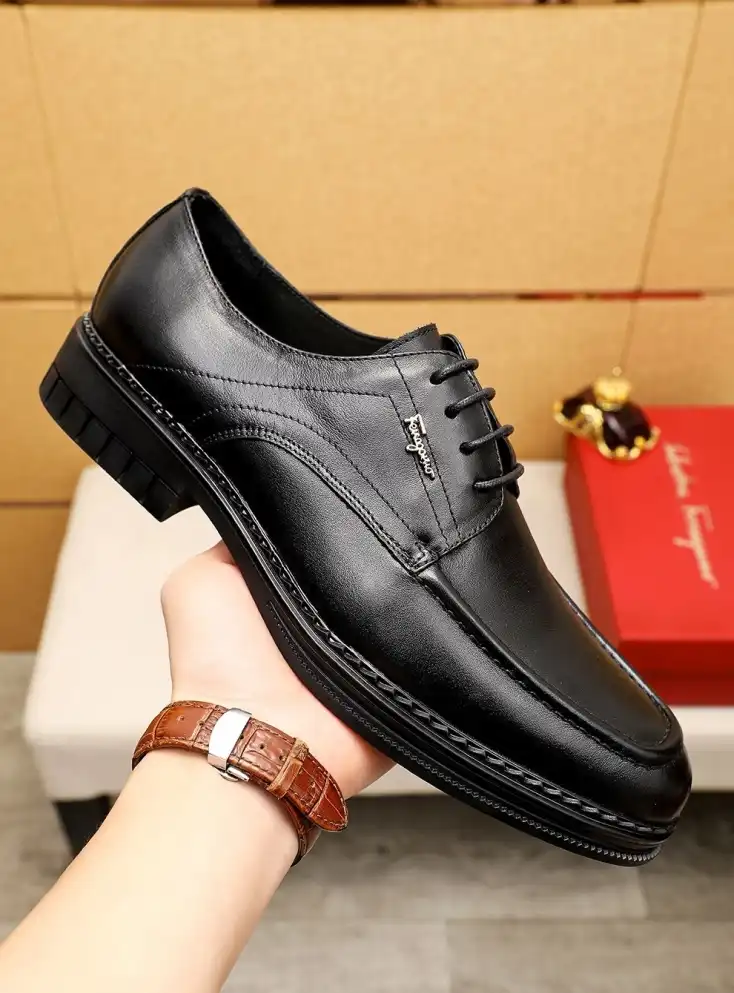 hype Ferragamo Leather Shoes