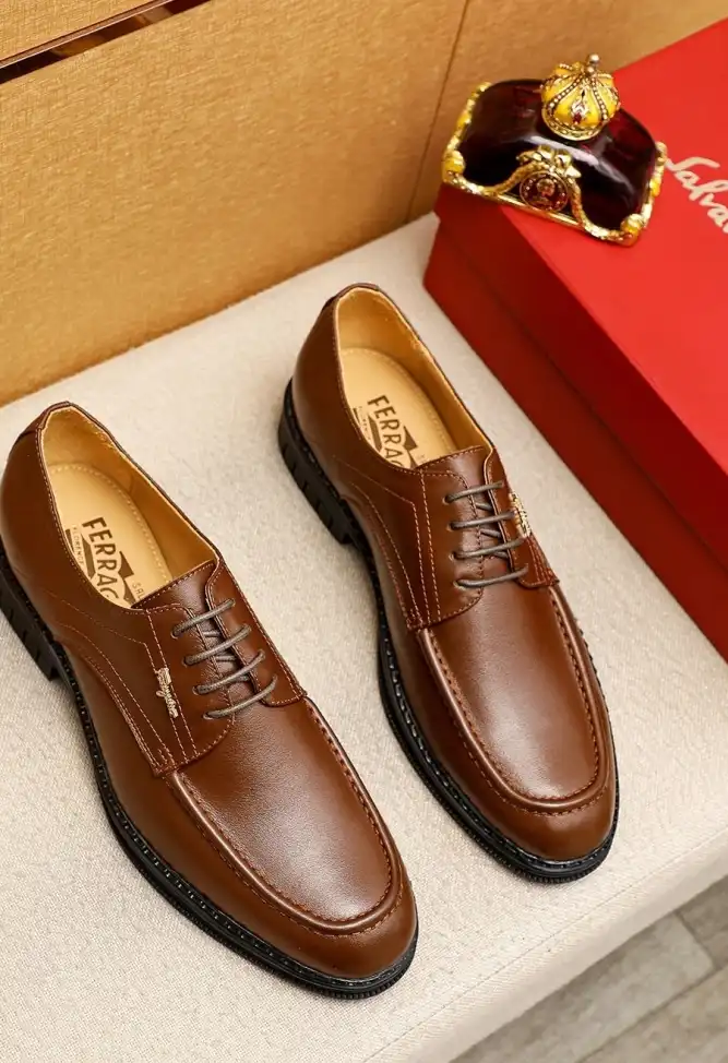 hype Ferragamo Leather Shoes