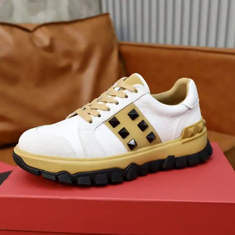 hype Valentino Casual Shoes