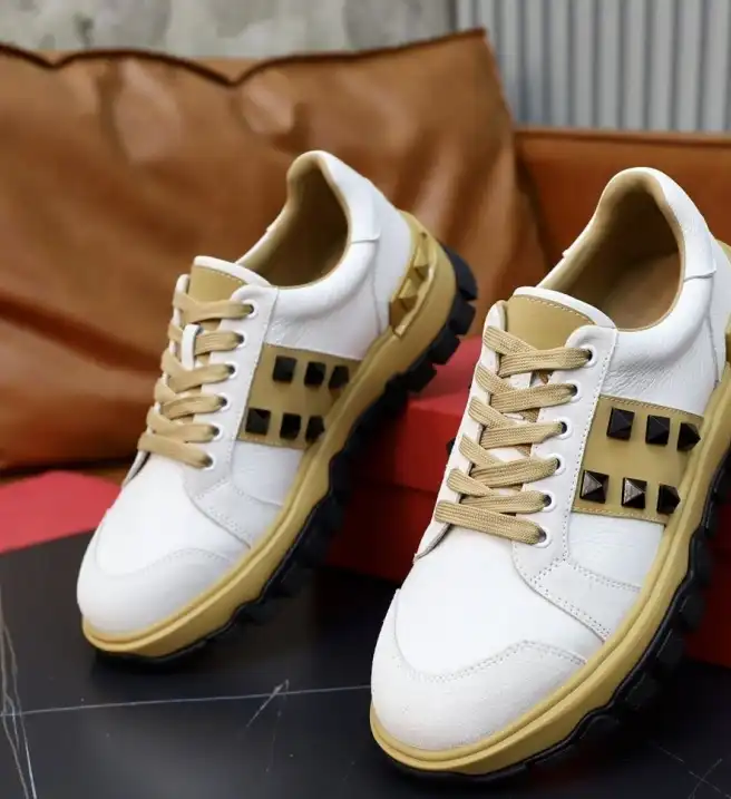 hype Valentino Casual Shoes