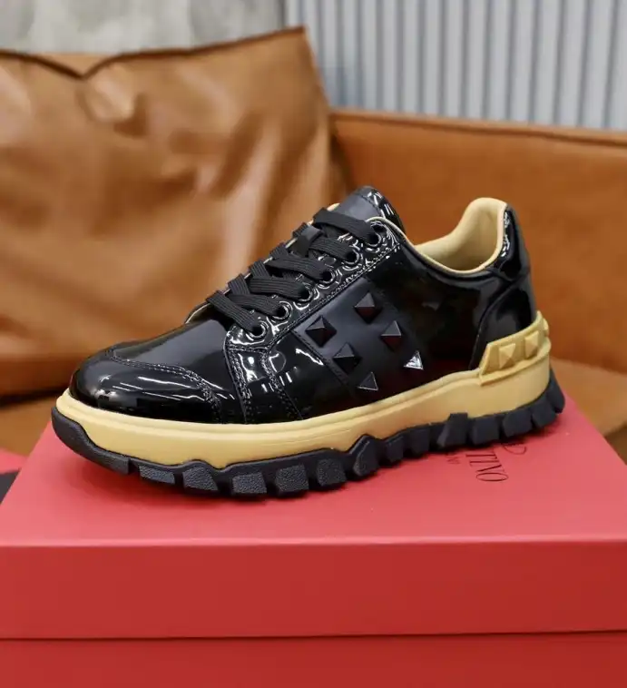 hype Valentino Casual Shoes