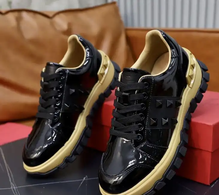 hype Valentino Casual Shoes