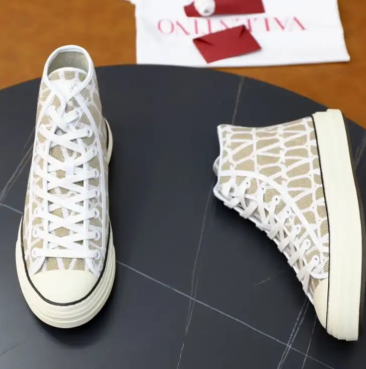 hype Valentino Casual Shoes