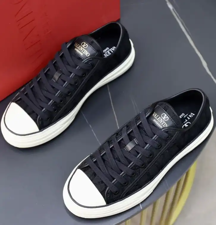 hype Valentino Casual Shoes