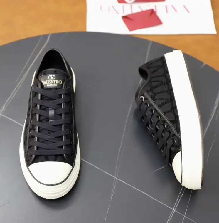 hype Valentino Casual Shoes