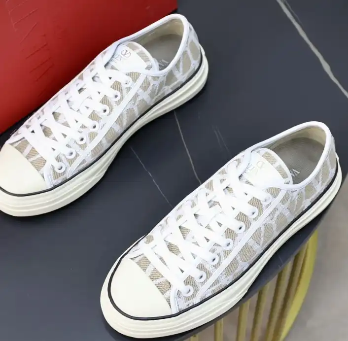 hype Valentino Casual Shoes