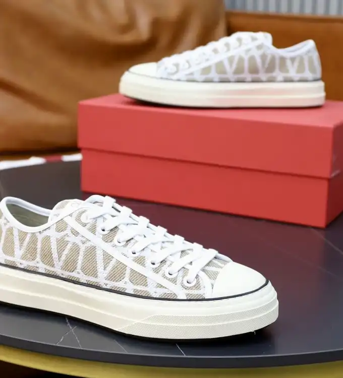 hype Valentino Casual Shoes