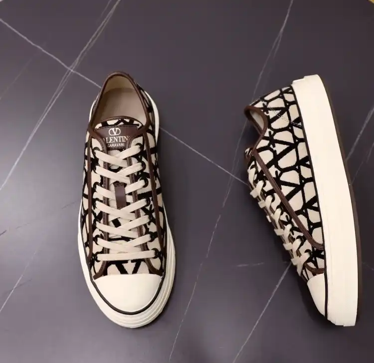 hype Valentino Casual Shoes