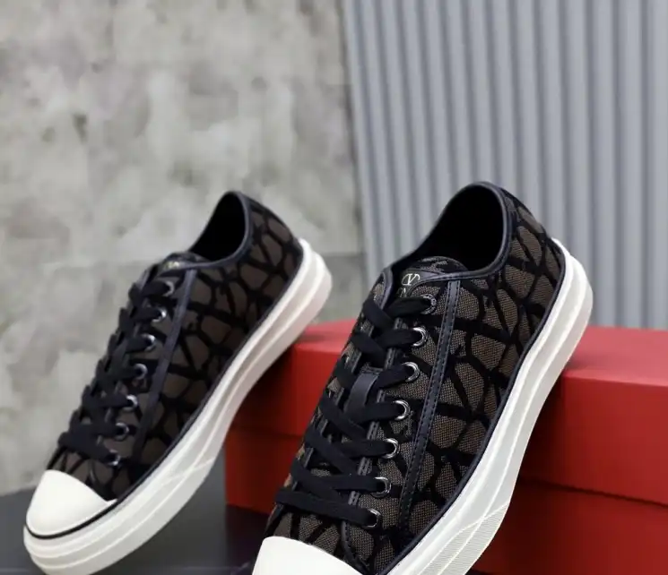 hype Valentino Casual Shoes