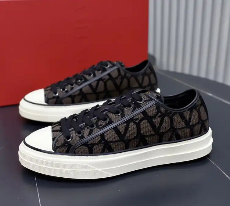 hype Valentino Casual Shoes