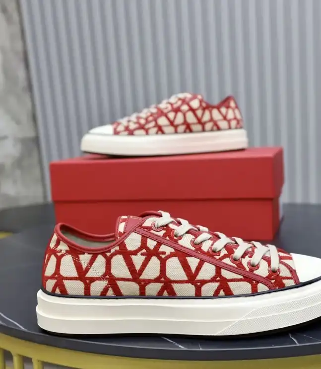 hype Valentino Casual Shoes