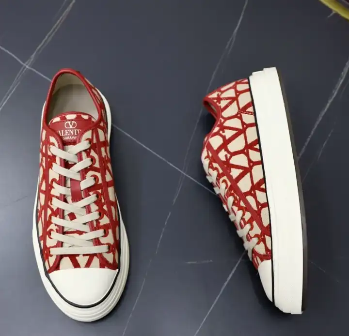 hype Valentino Casual Shoes