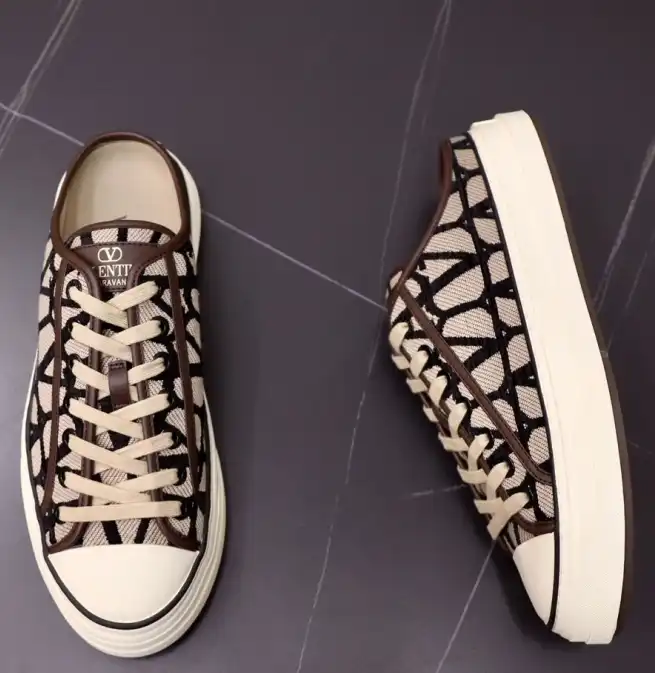 hype Valentino Casual Shoes