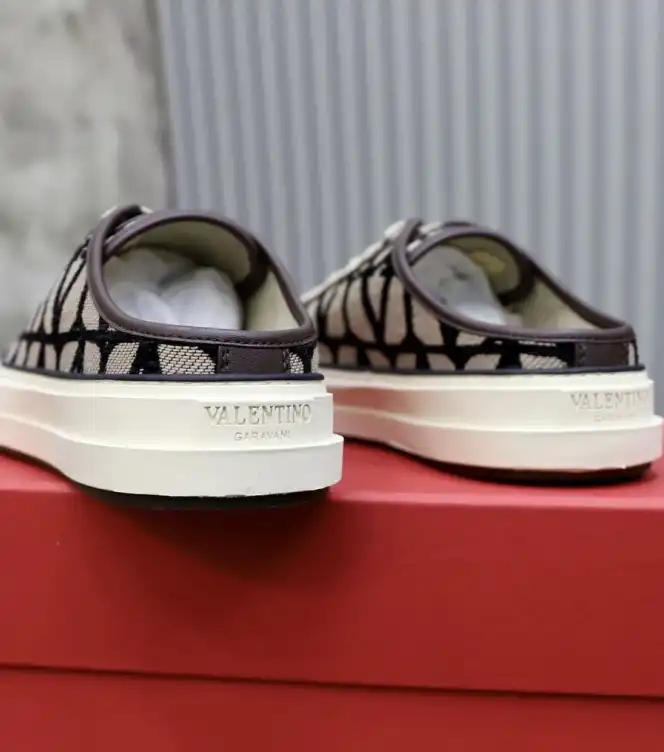 hype Valentino Casual Shoes