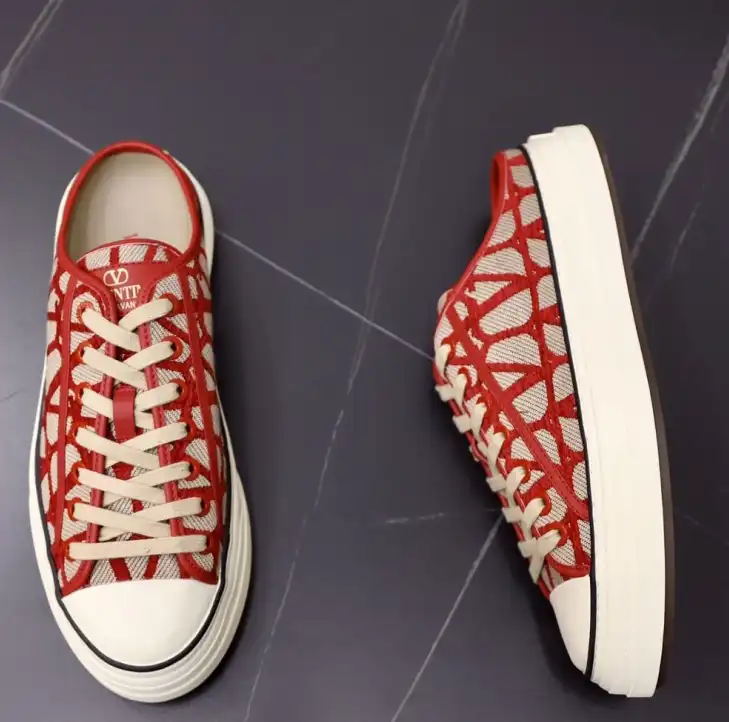 hype Valentino Casual Shoes