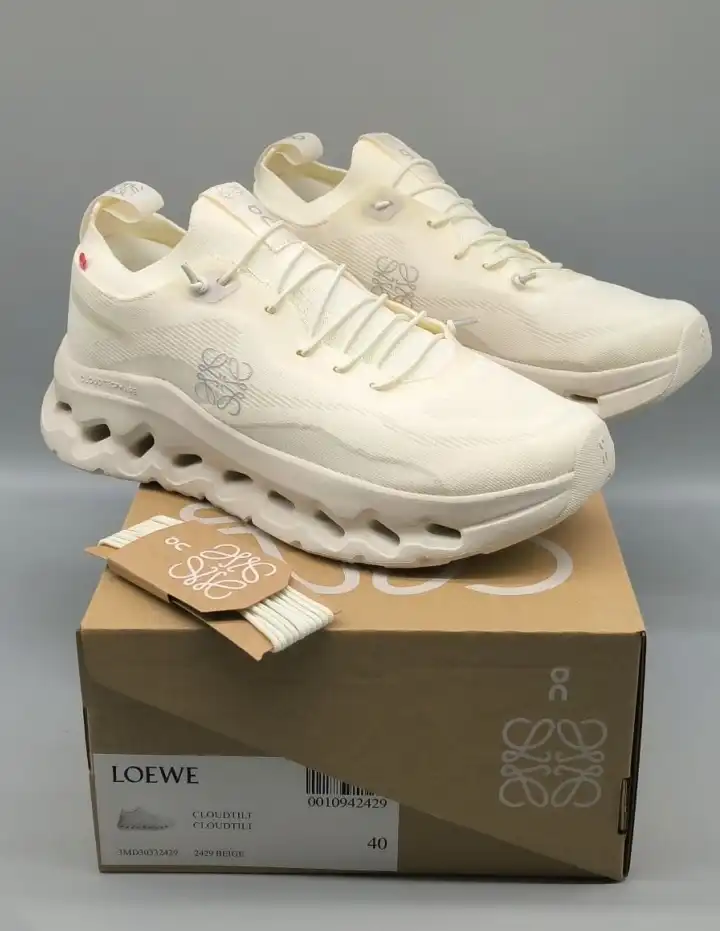 hype Loewe Sneakers