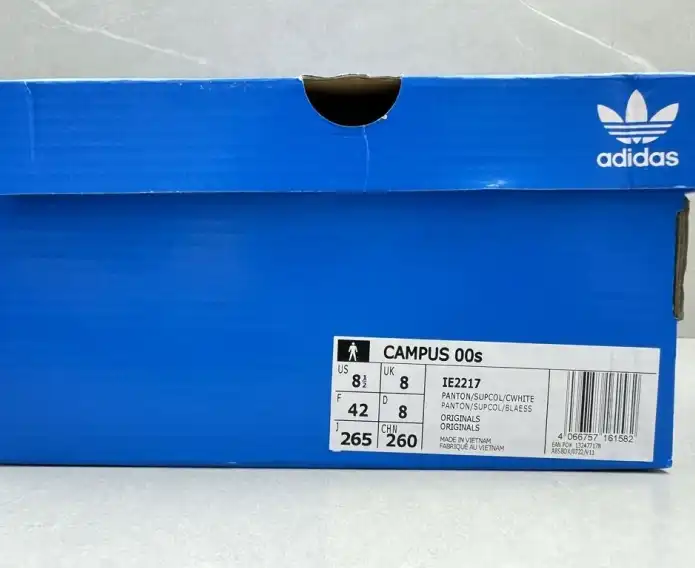 hype Adidas Sneakers