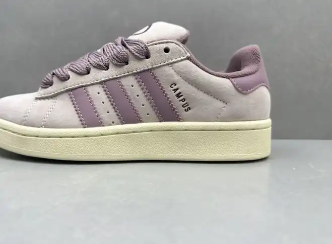 hype Adidas Sneakers