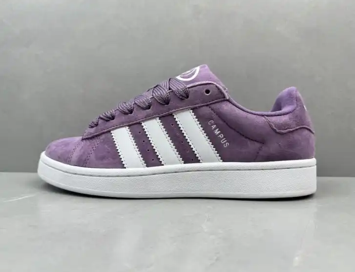 hype Adidas Sneakers