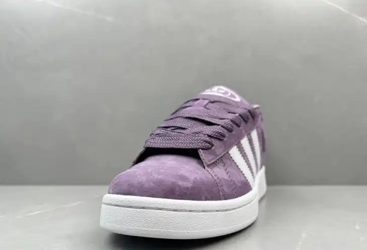 hype Adidas Sneakers