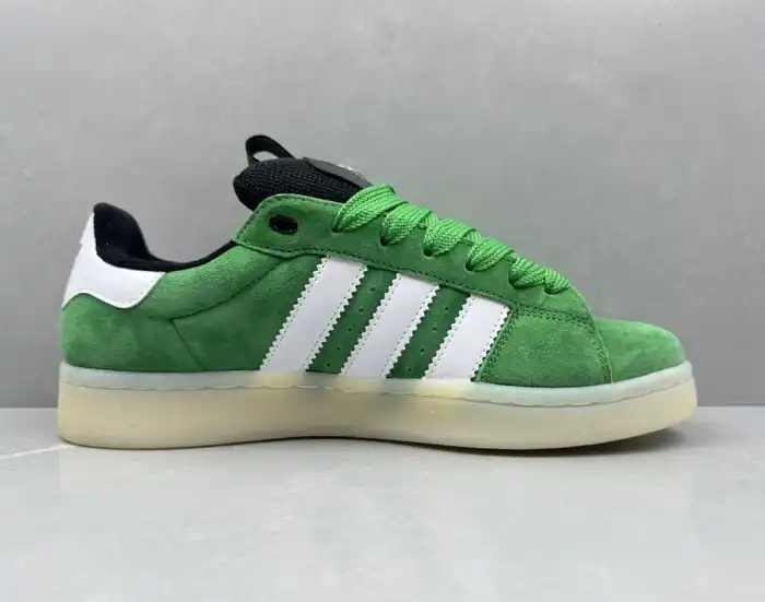 hype Adidas Sneakers