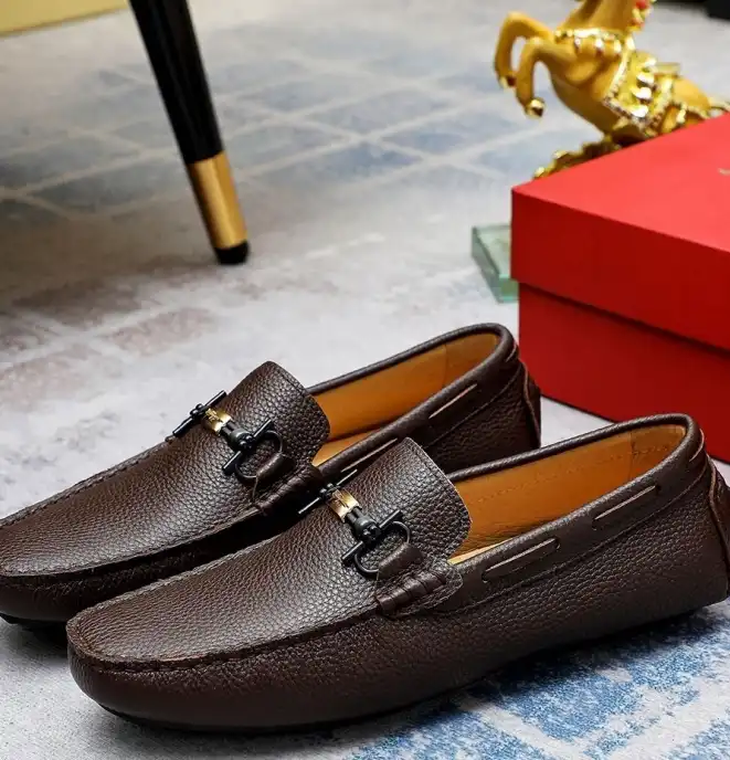 hype Ferragamo Leather Shoes