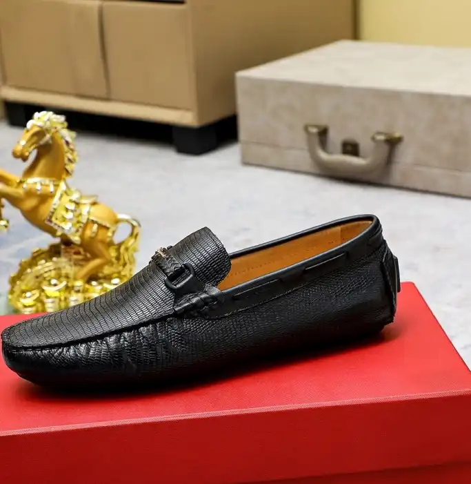 hype Ferragamo Leather Shoes