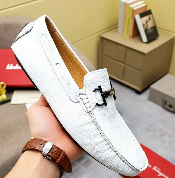 hype Ferragamo Leather Shoes