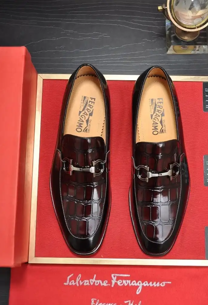 hype Ferragamo Leather Shoes