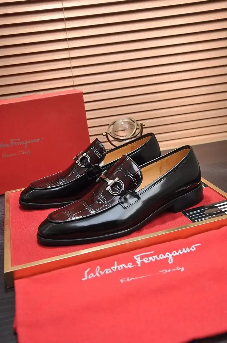 hype Ferragamo Leather Shoes