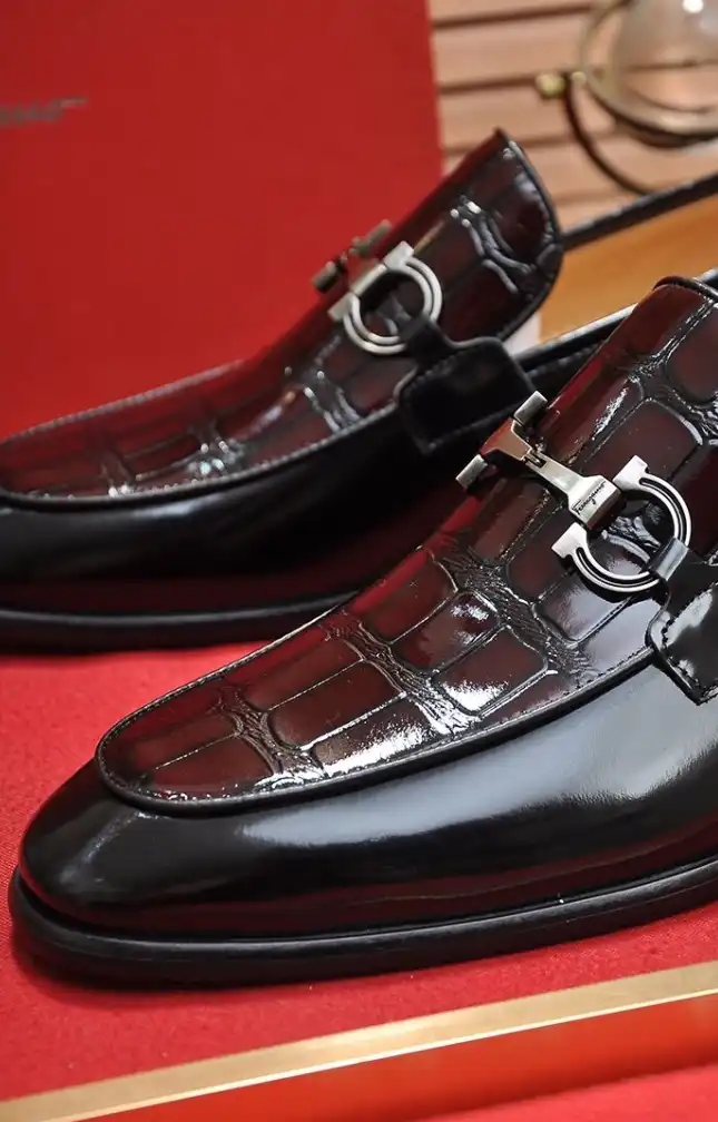 hype Ferragamo Leather Shoes