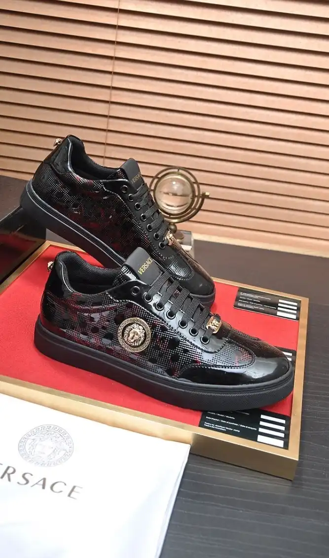 hype Givenchy Sneakers