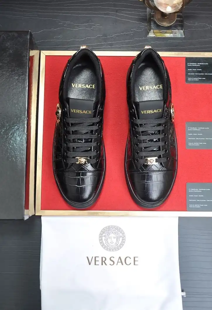 hype Givenchy Sneakers